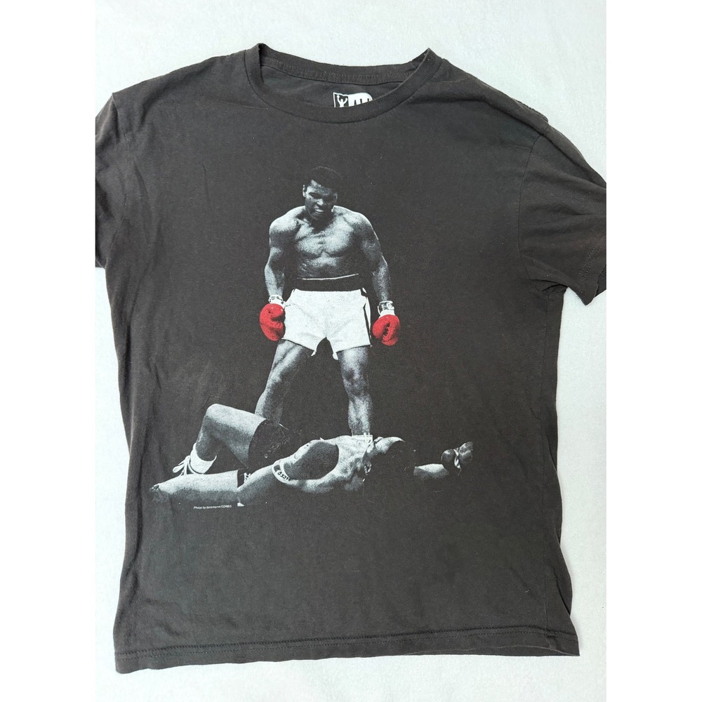 Muhammad Ali Sonny Liston Knockout Graphic T-Shirt Black Small Mens Boxing Tee